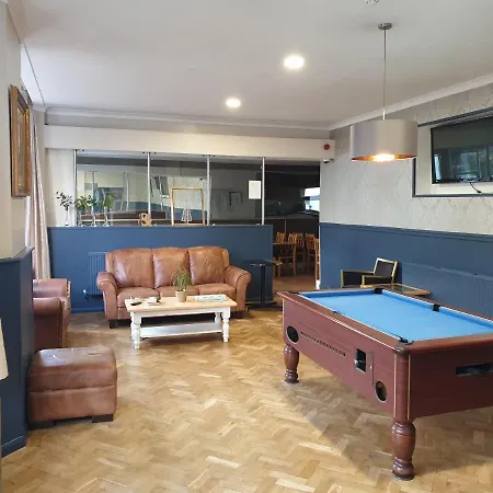 Lynden Court Hotel-2